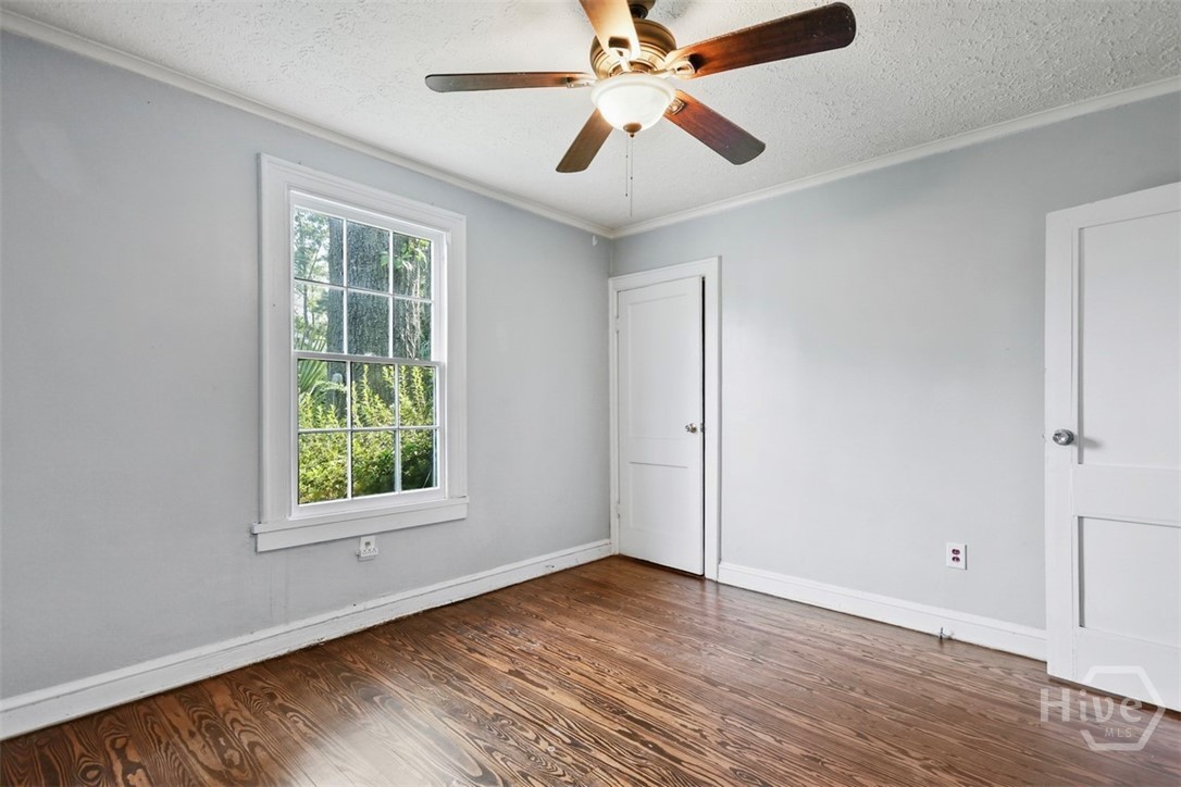 526 Durant Avenue Property Photo 14