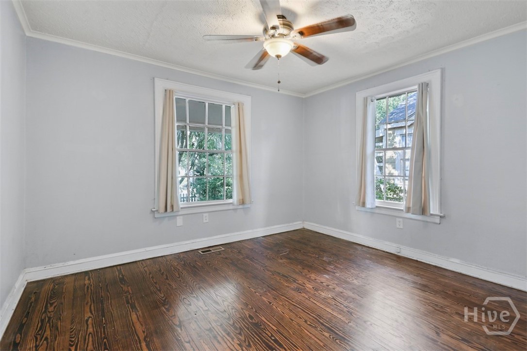 526 Durant Avenue Property Photo 16