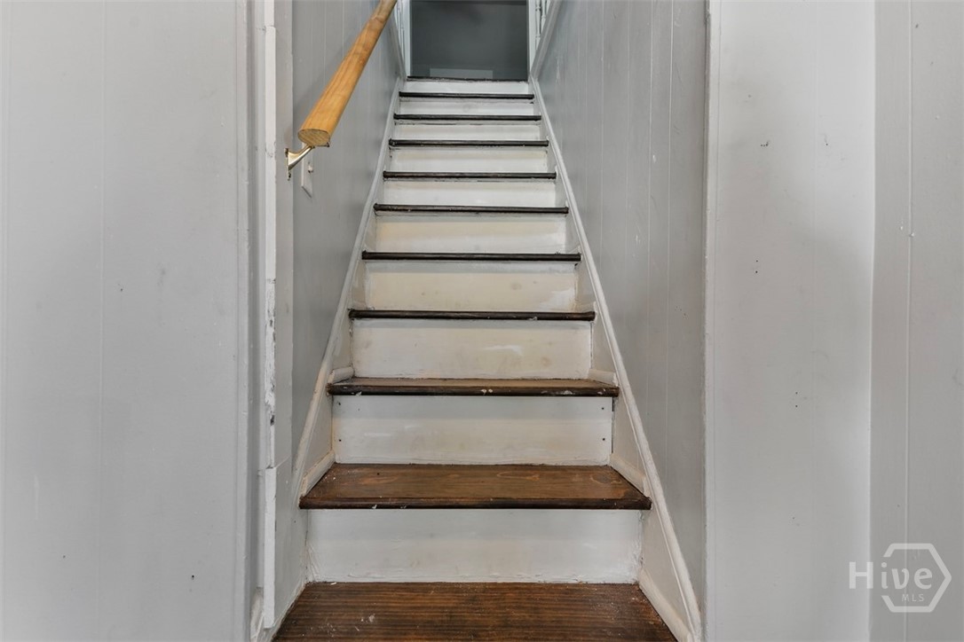 526 Durant Avenue Property Photo 20