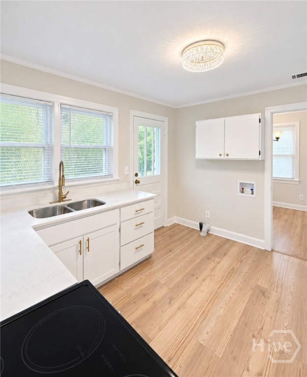 2117 E 58th Street Property Photo 3