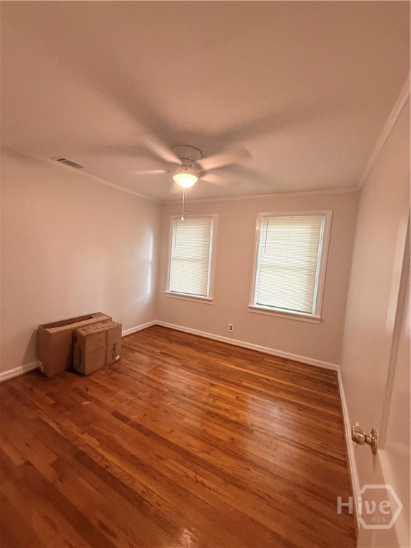 2117 E 58th Street Property Photo 9