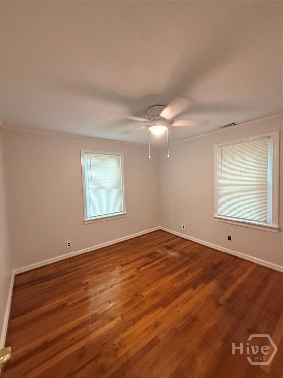 2117 E 58th Street Property Photo 10