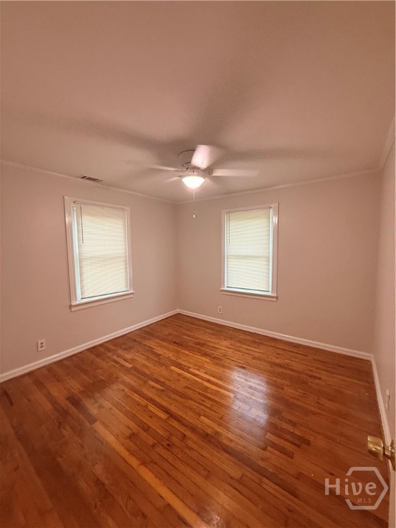 2117 E 58th Street Property Photo 11