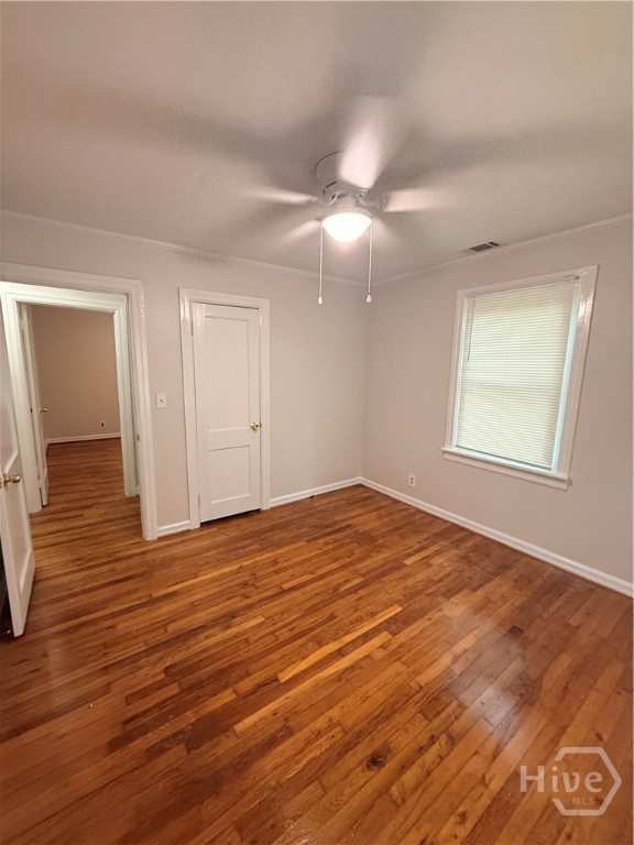2117 E 58th Street Property Photo 12