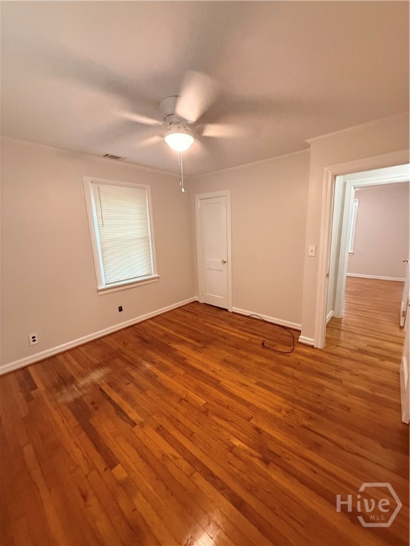 2117 E 58th Street Property Photo 13