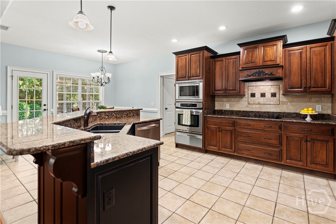 2707 Water Wheel Way Property Photo 7