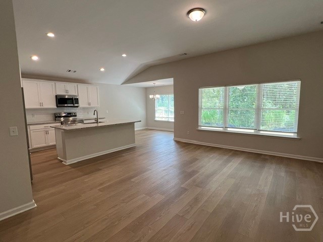 128 Lakeview Pines Way Property Photo 4