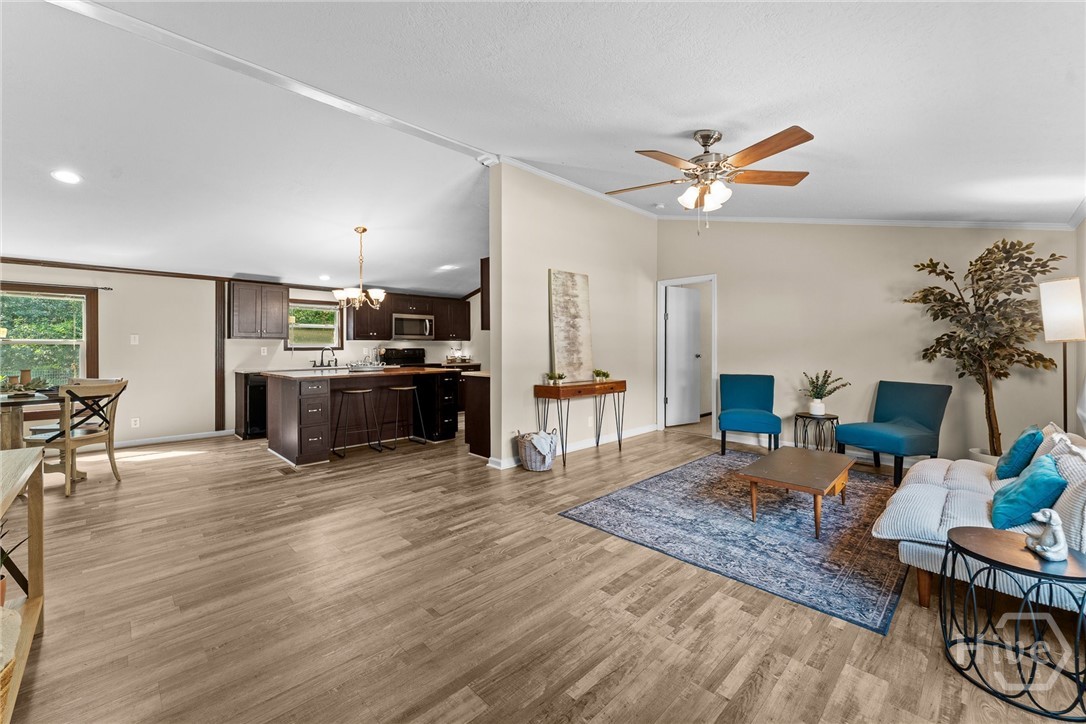 180 Lucious Drive Property Photo 2