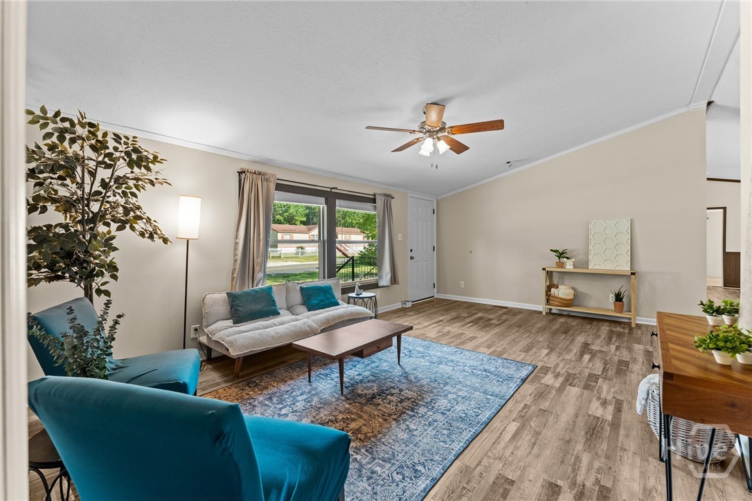 180 Lucious Drive Property Photo 8