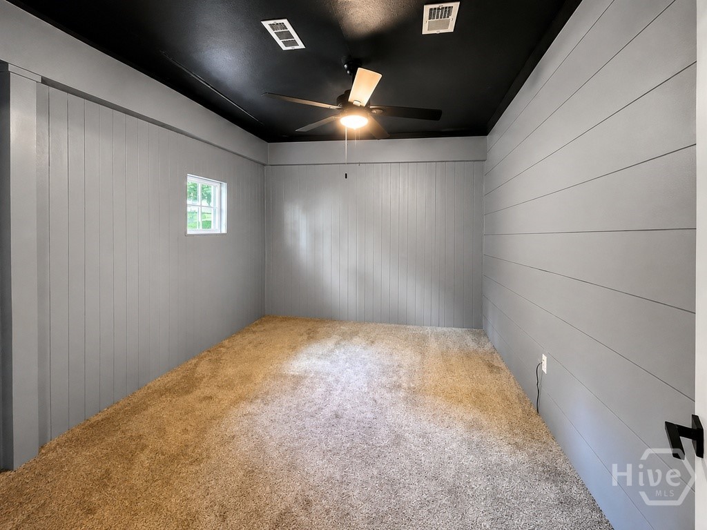 508 Red Oak Drive Property Photo 14