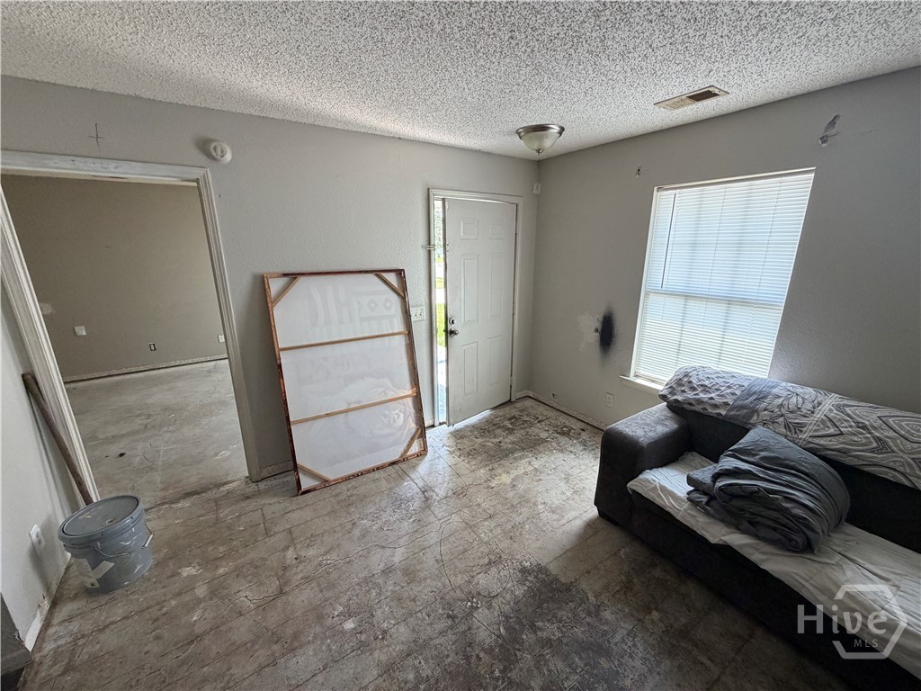 7 Stemson Way Property Photo 5