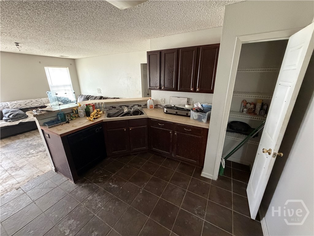 7 Stemson Way Property Photo 10
