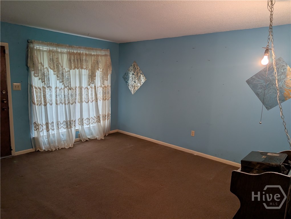 2132 Hart Avenue Property Photo 6