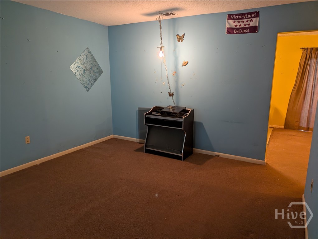 2132 Hart Avenue Property Photo 7