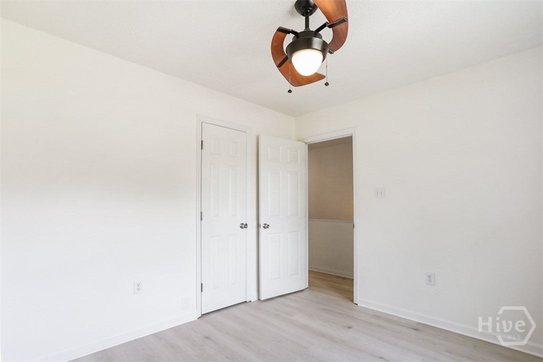 400 Greenwich Drive Property Photo 21
