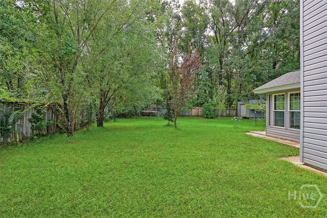 400 Greenwich Drive Property Photo 32