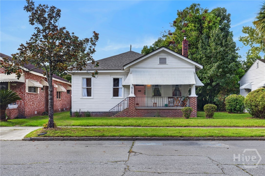 825 E 34th Street Property Photo 1
