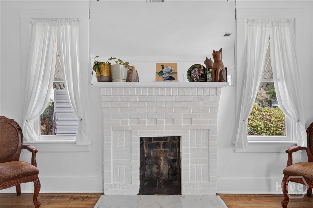 825 E 34th Street Property Photo 19