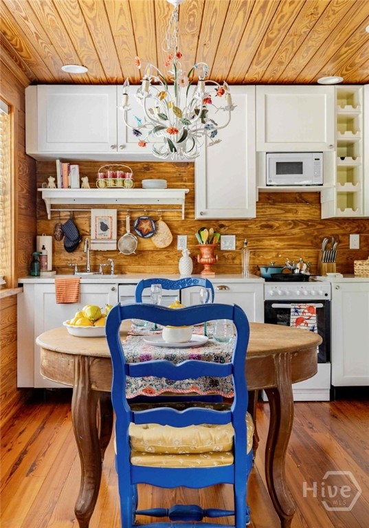 2411 Texas B Property Photo 5
