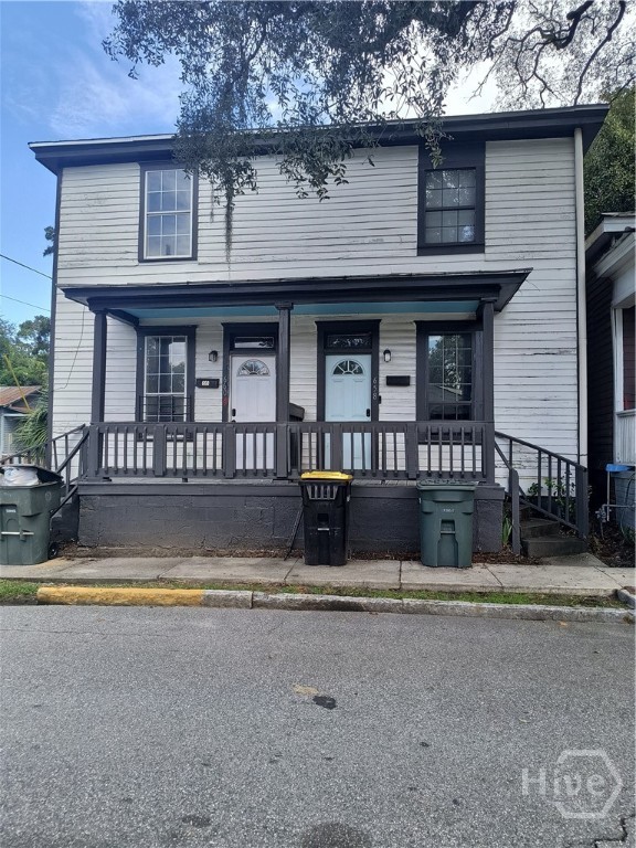 660 W 42 Street Property Photo 1