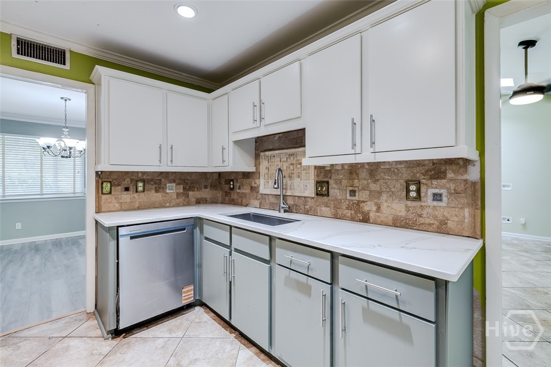 1810 Stillwood Drive Property Photo 15