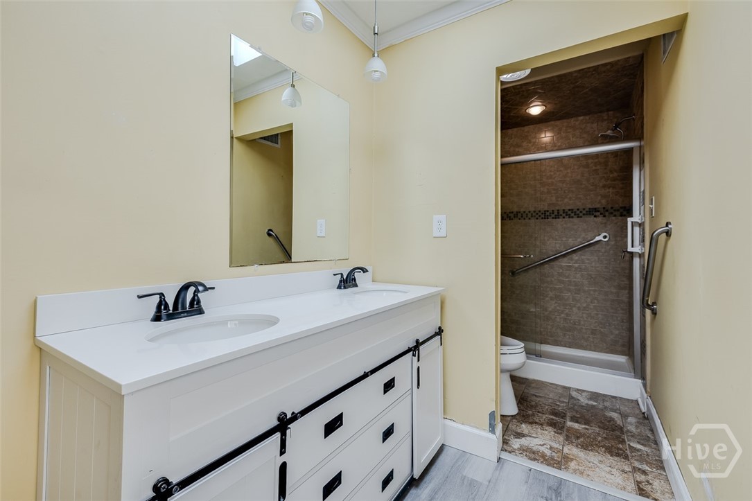 1810 Stillwood Drive Property Photo 24