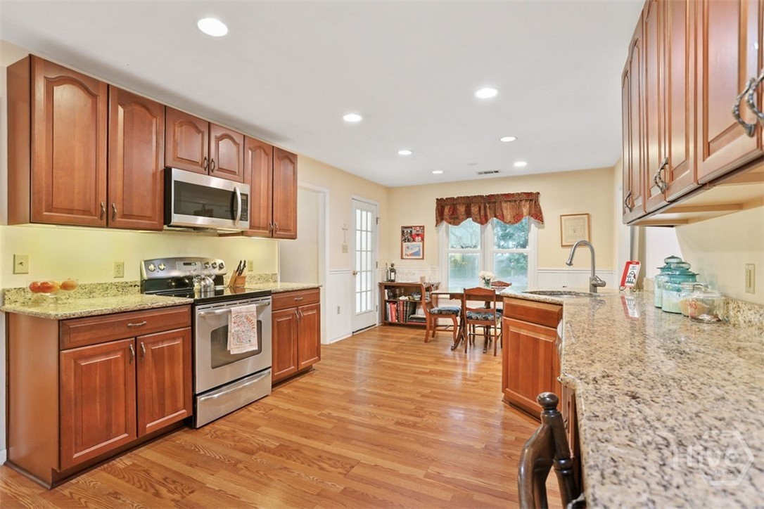 105 Farringdon Circle Property Photo 11