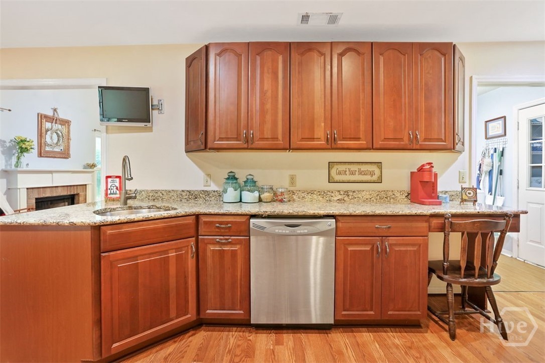 105 Farringdon Circle Property Photo 12