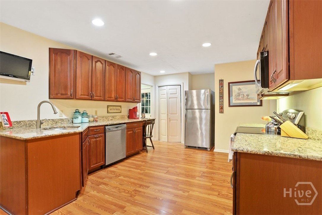 105 Farringdon Circle Property Photo 13
