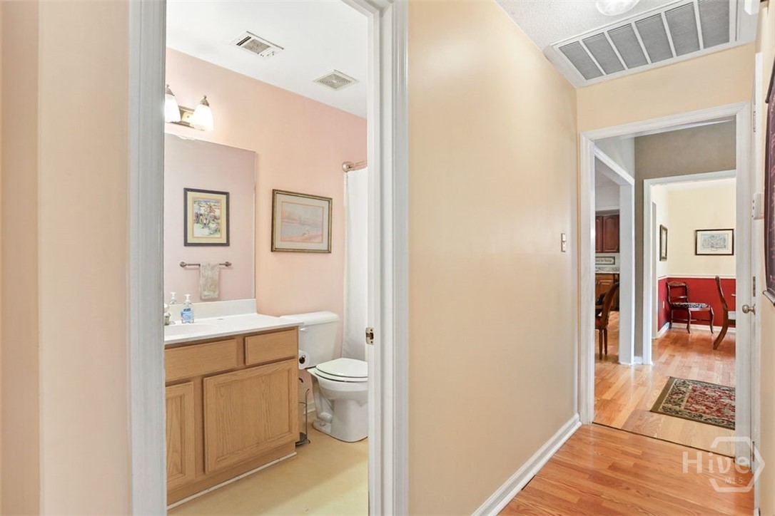 105 Farringdon Circle Property Photo 20