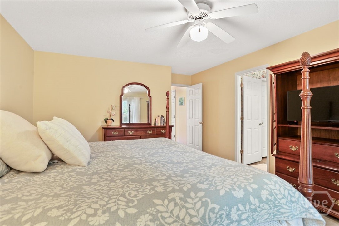 105 Farringdon Circle Property Photo 29