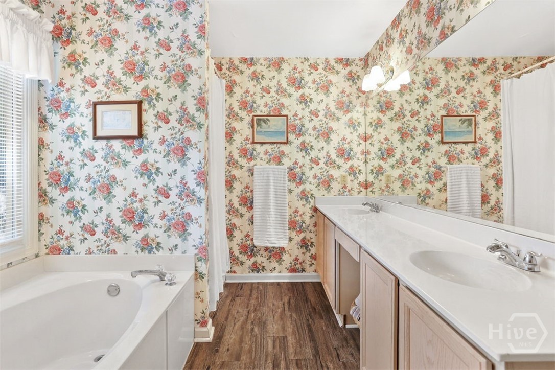105 Farringdon Circle Property Photo 31
