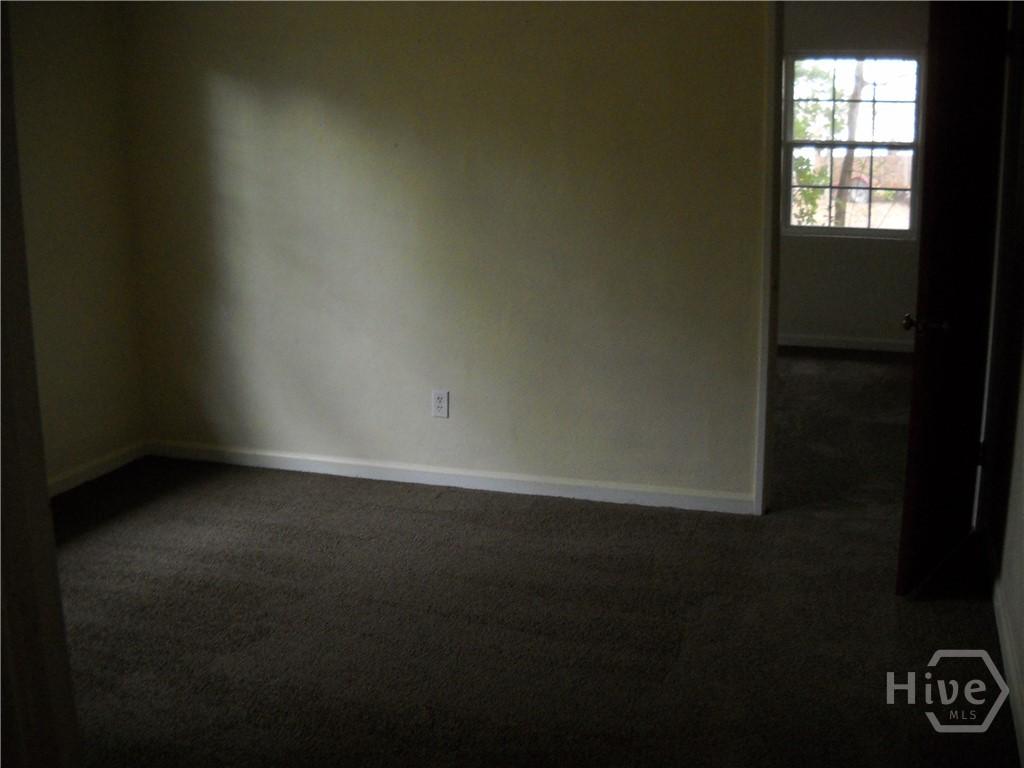 108 Cedar Property Photo 5