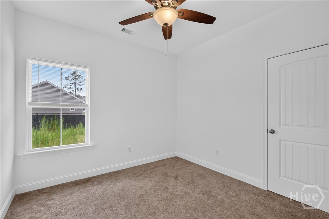 99 Ne Taylors Creek Spur Property Photo 25