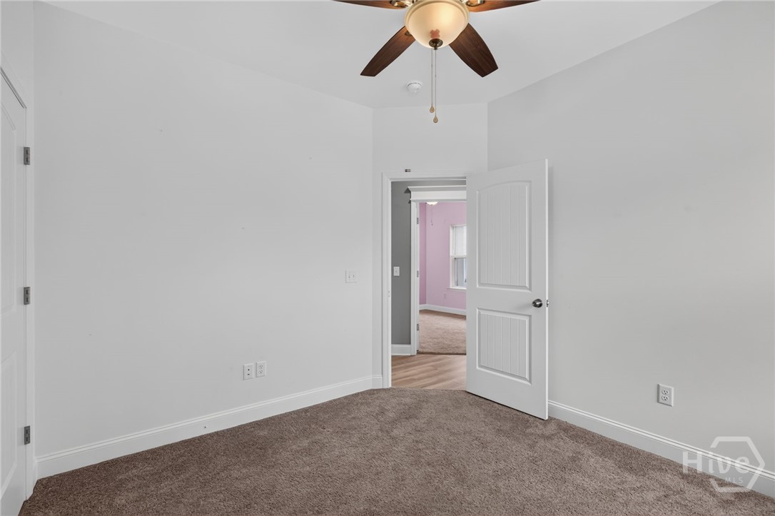 99 Ne Taylors Creek Spur Property Photo 26