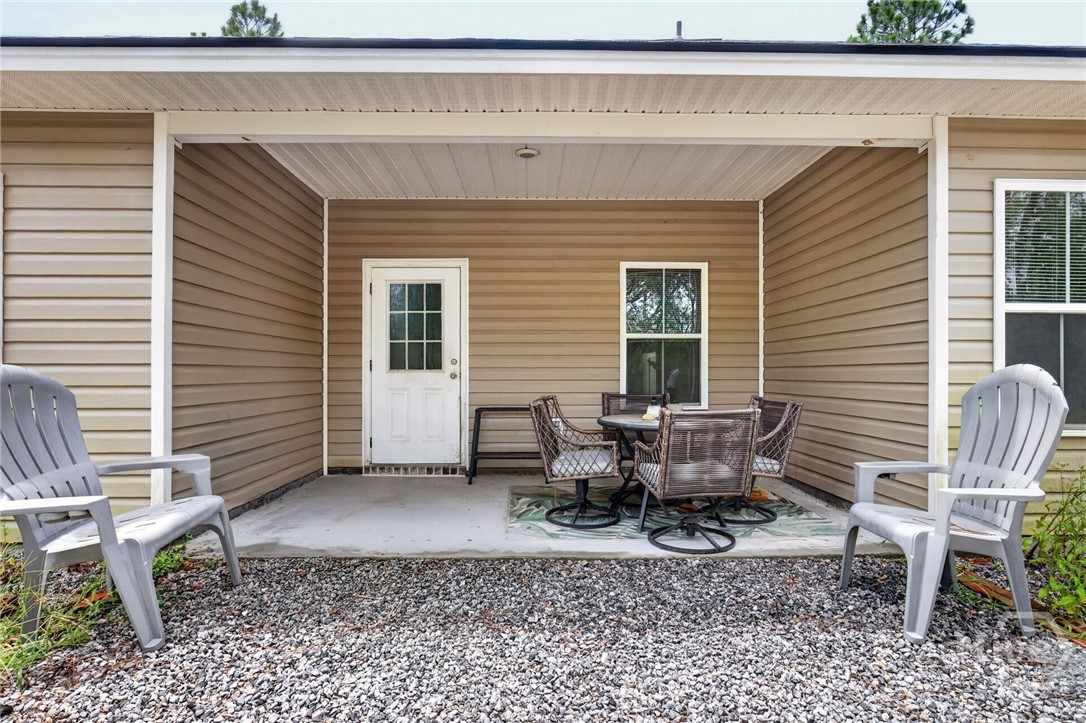 99 Ne Taylors Creek Spur Property Photo 37
