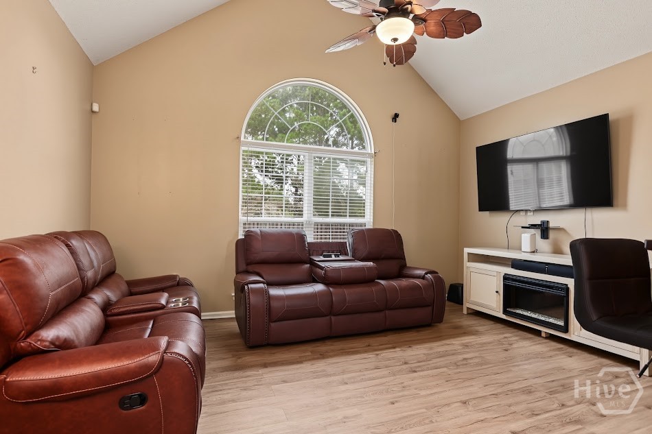 117 Quiet Pine Circle Property Photo 16