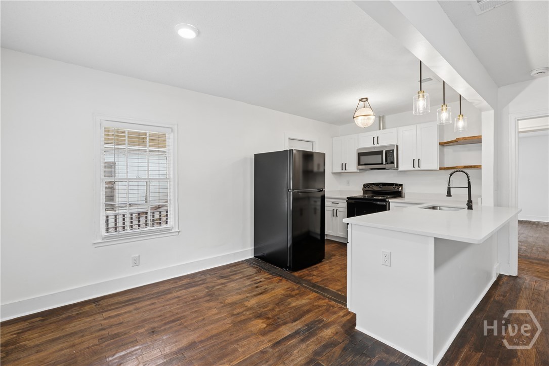 1213-1215 E 55th Street Property Photo 10
