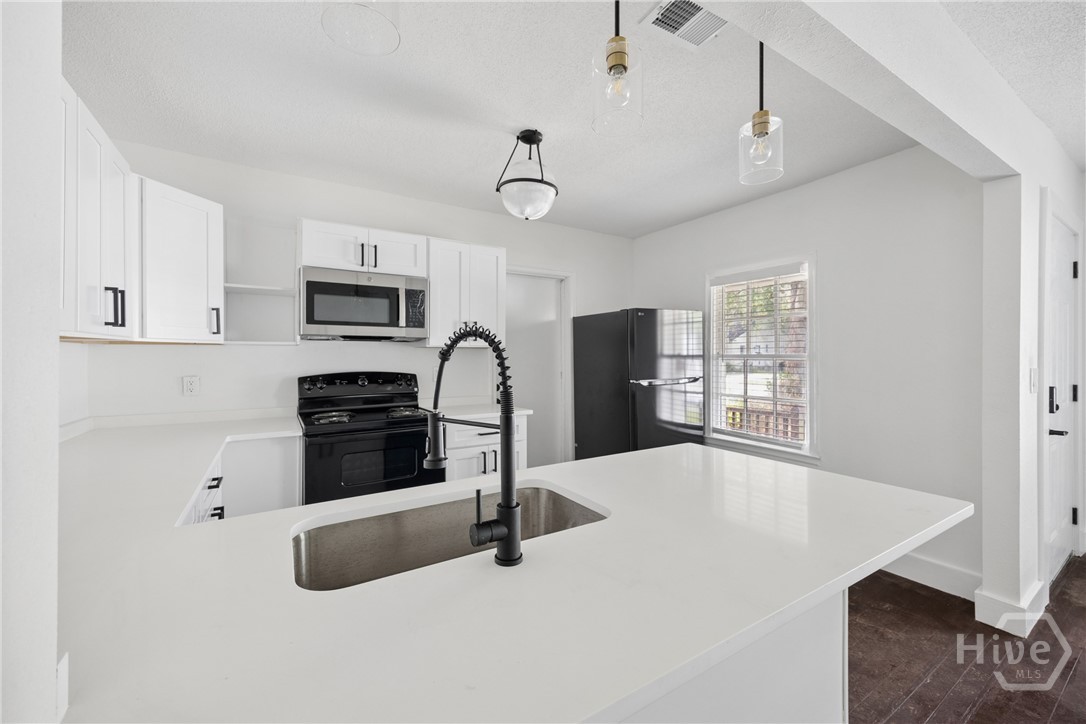 1213-1215 E 55th Street Property Photo 23