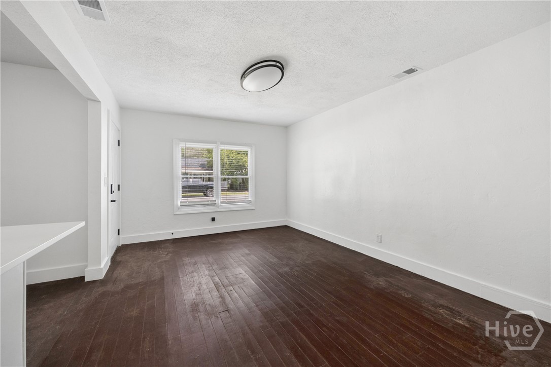 1213-1215 E 55th Street Property Photo 28