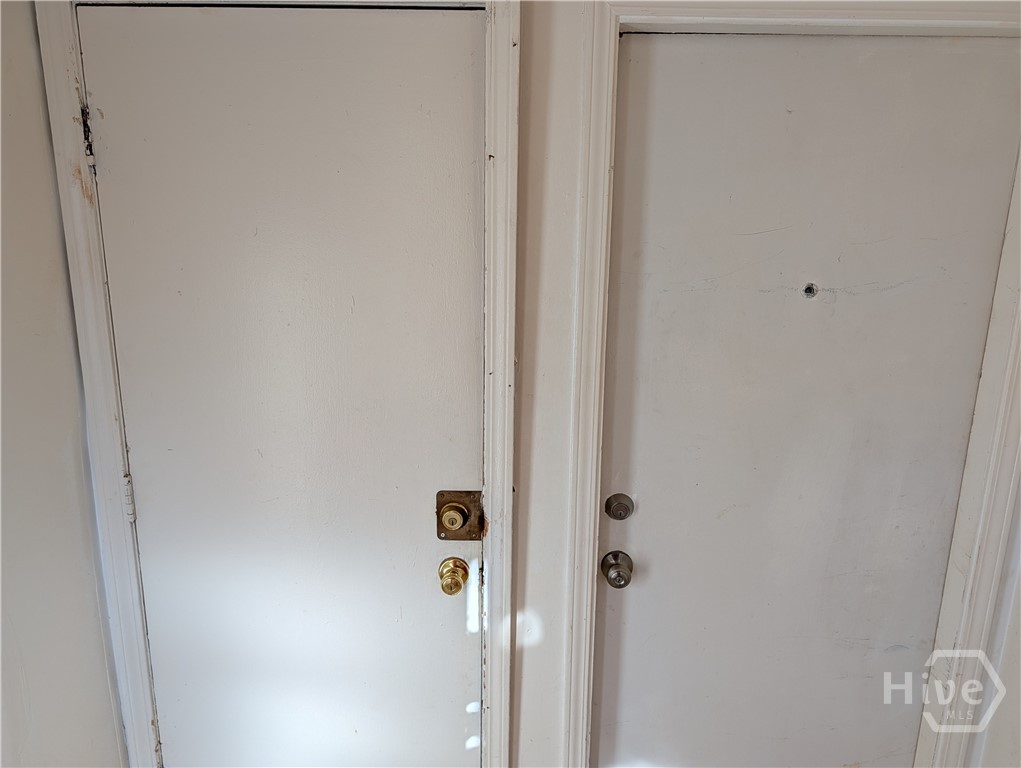 1118 Jefferson Street Property Photo 2