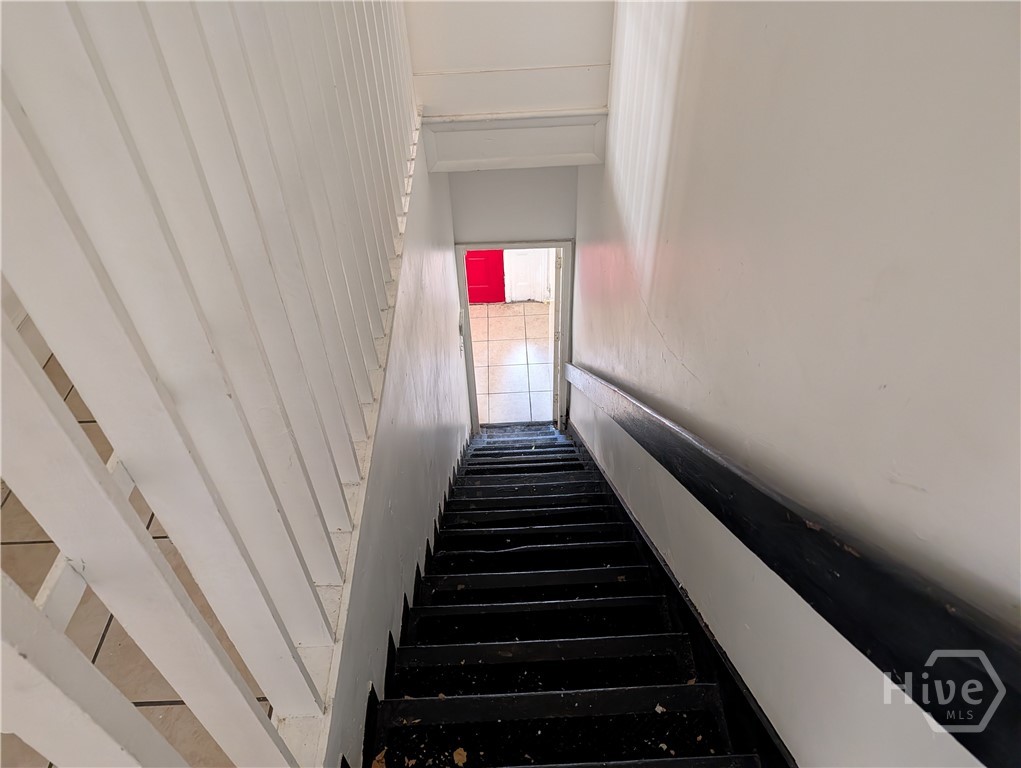 1118 Jefferson Street Property Photo 9