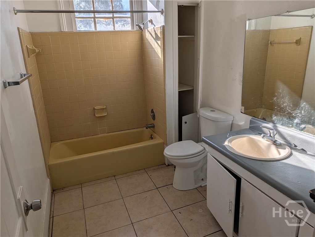 1118 Jefferson Street Property Photo 14