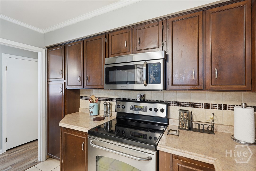 32 Silverstone Circle Property Photo 14