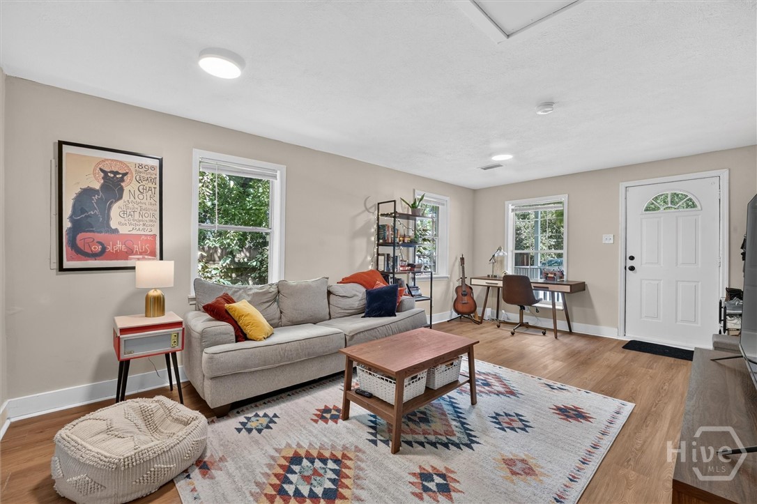 2019 Mcleod Street Property Photo 7
