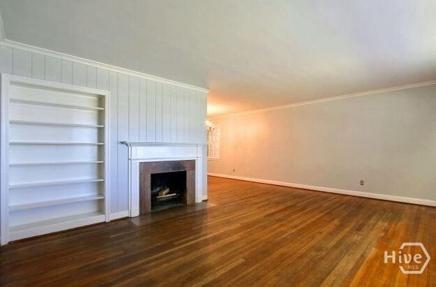 21 Columbus Drive Property Photo 4