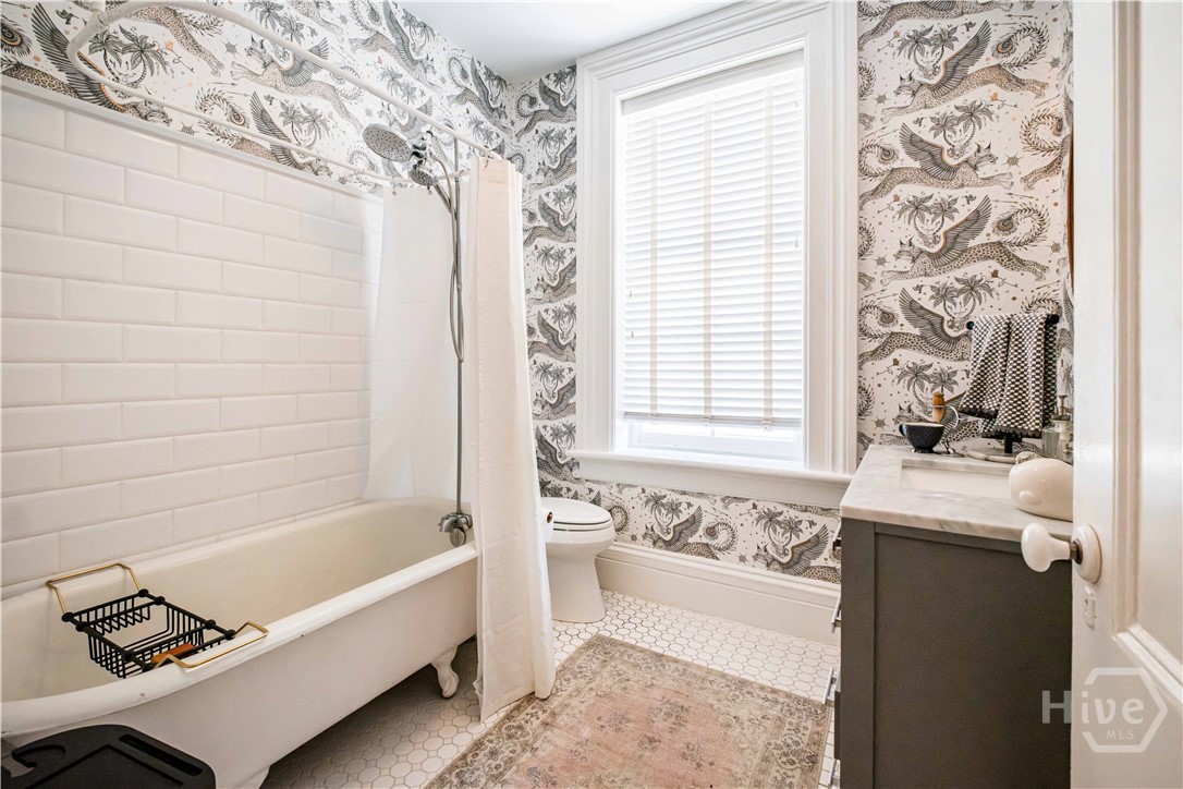 108 E Gaston Street Property Photo 46