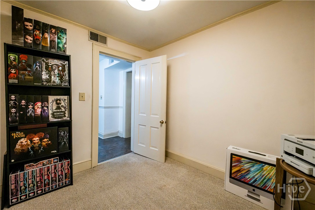 108 E Gaston Street Property Photo 58