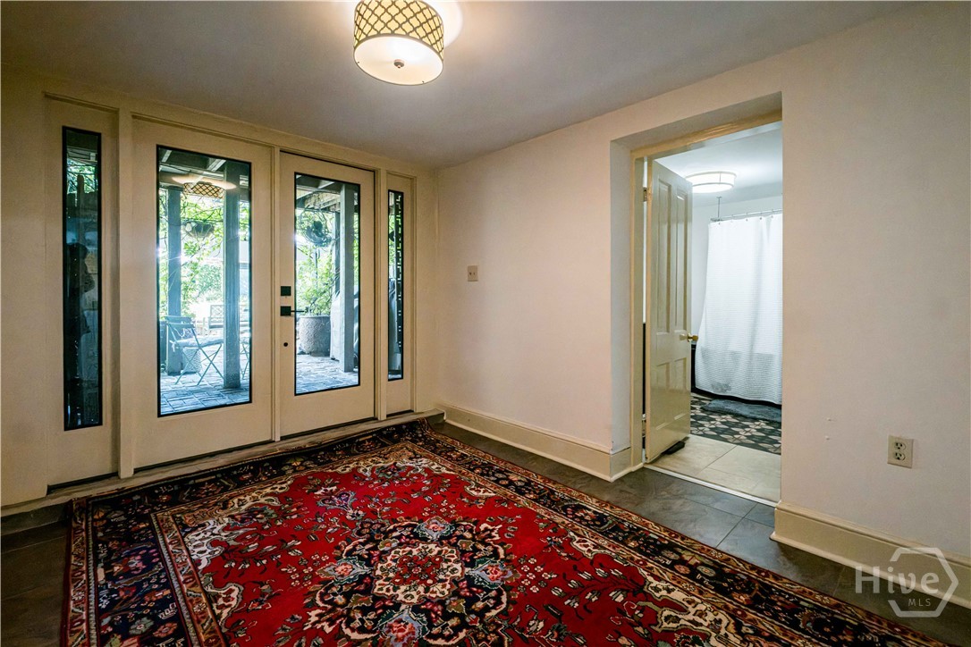 108 E Gaston Street Property Photo 60