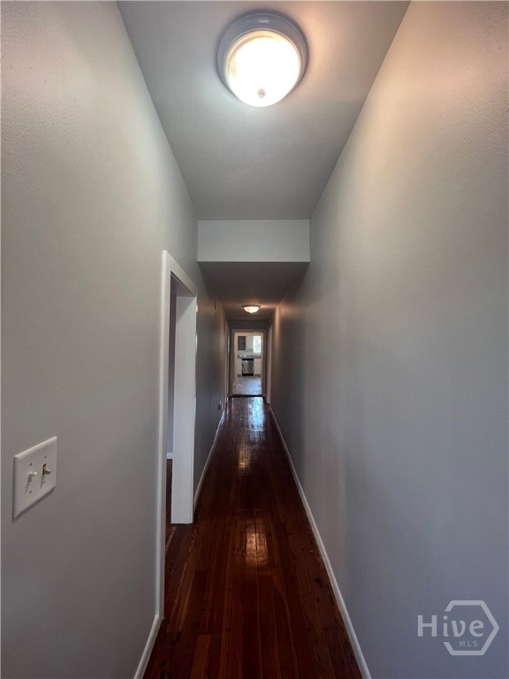 407 E Duffy Street Property Photo 3